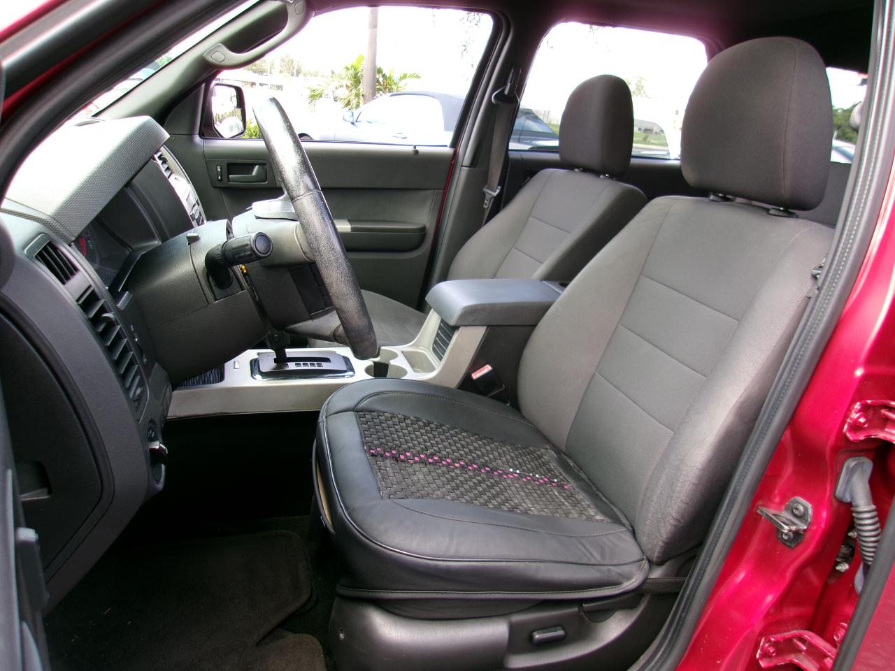 Ford Escape XLT FWD 2012