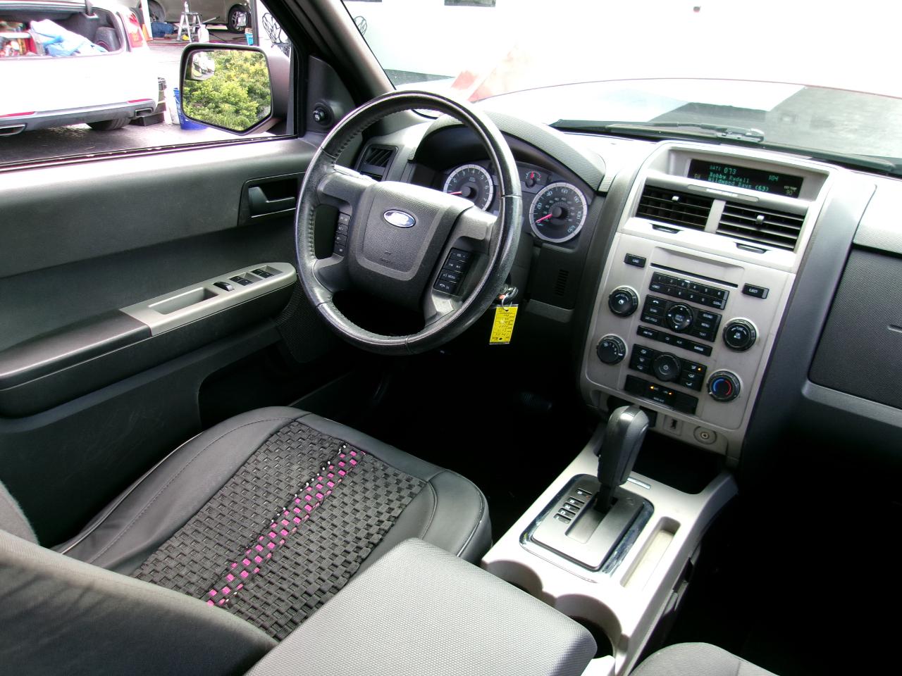 Ford Escape XLT FWD 2012