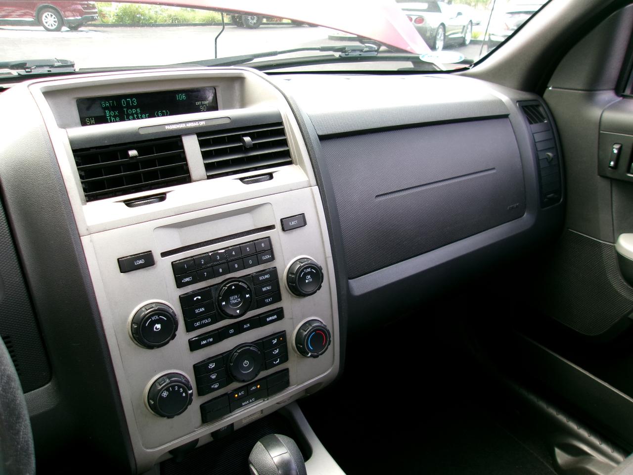 Ford Escape XLT FWD 2012