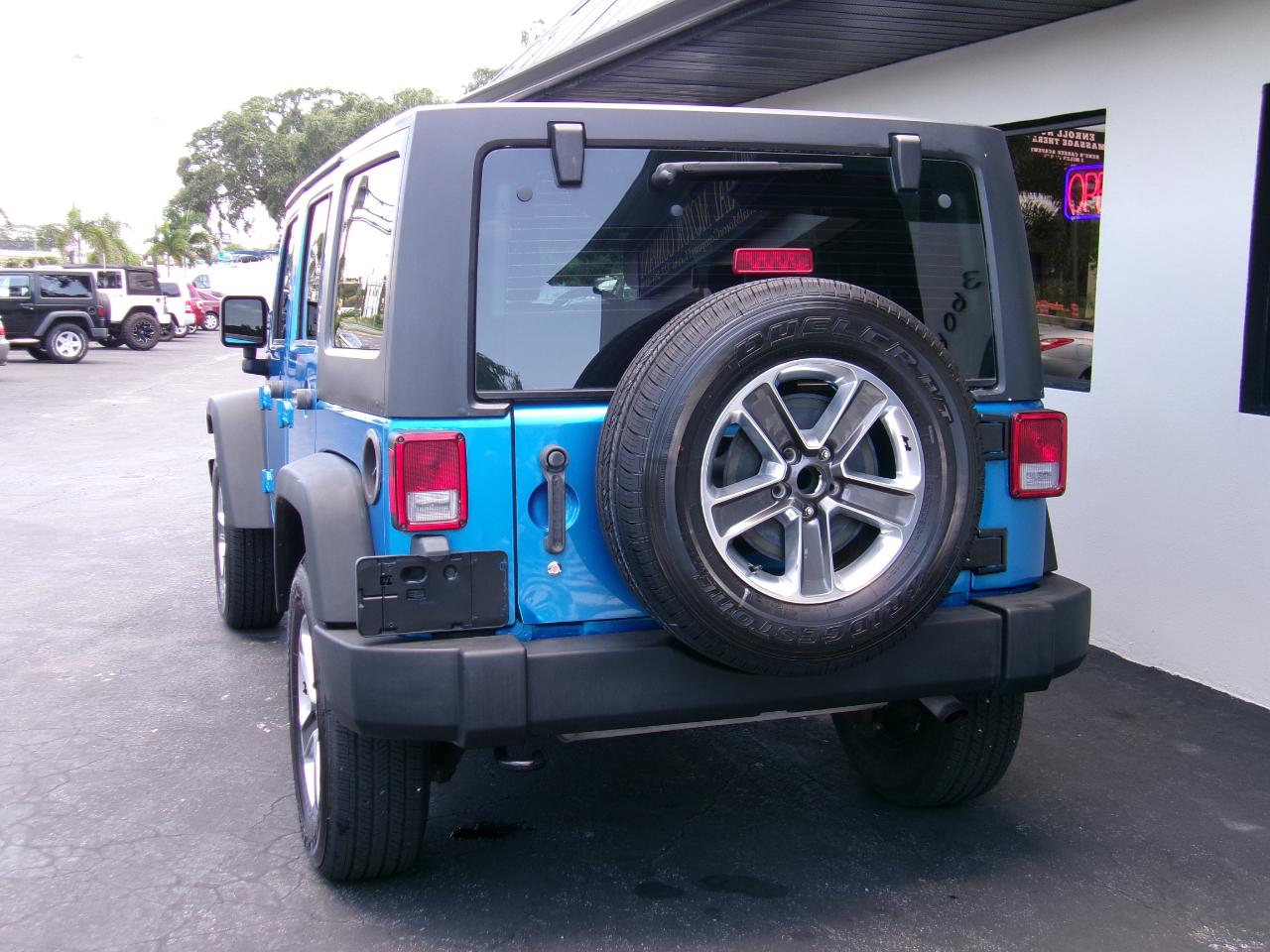 Jeep Wrangler Unlimited Sport 4WD RHD 2016