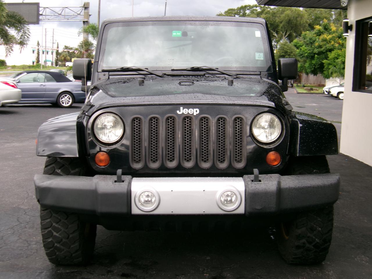 Jeep Wrangler Unlimited Sahara 4WD 2013