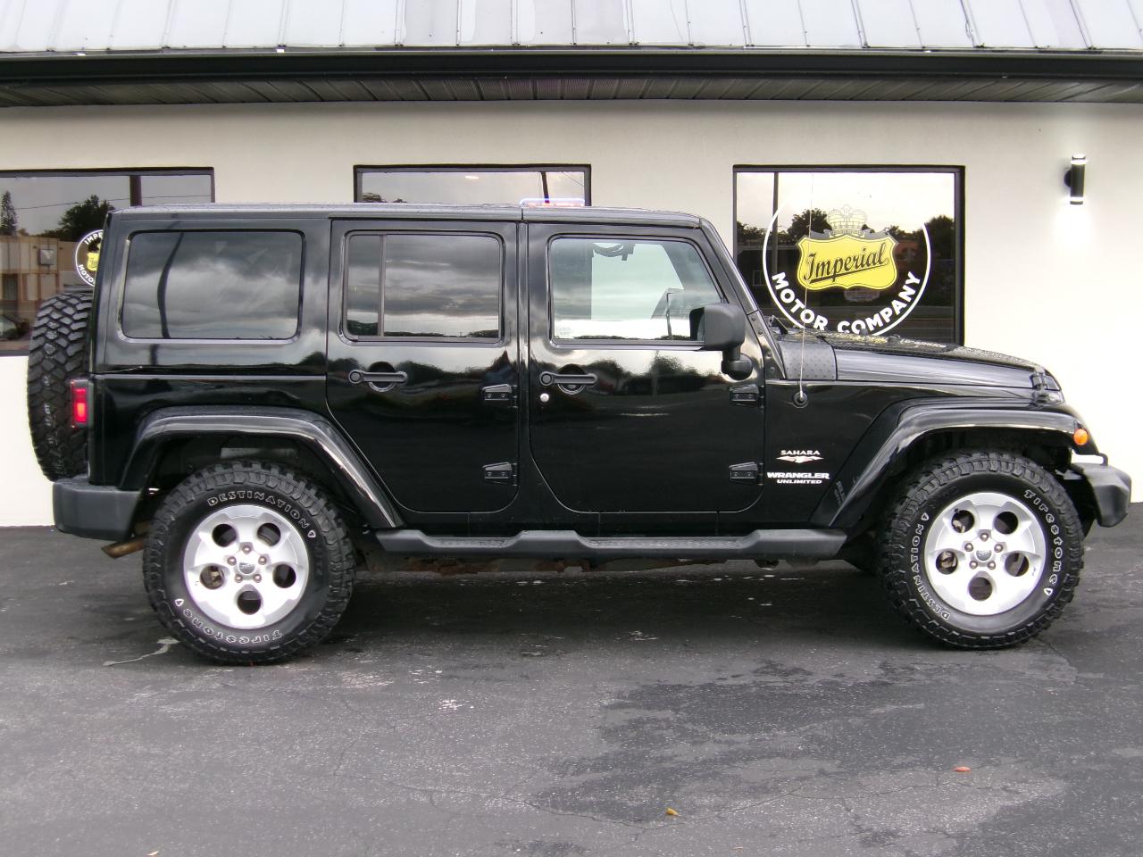 Jeep Wrangler Unlimited Sahara 4WD 2013