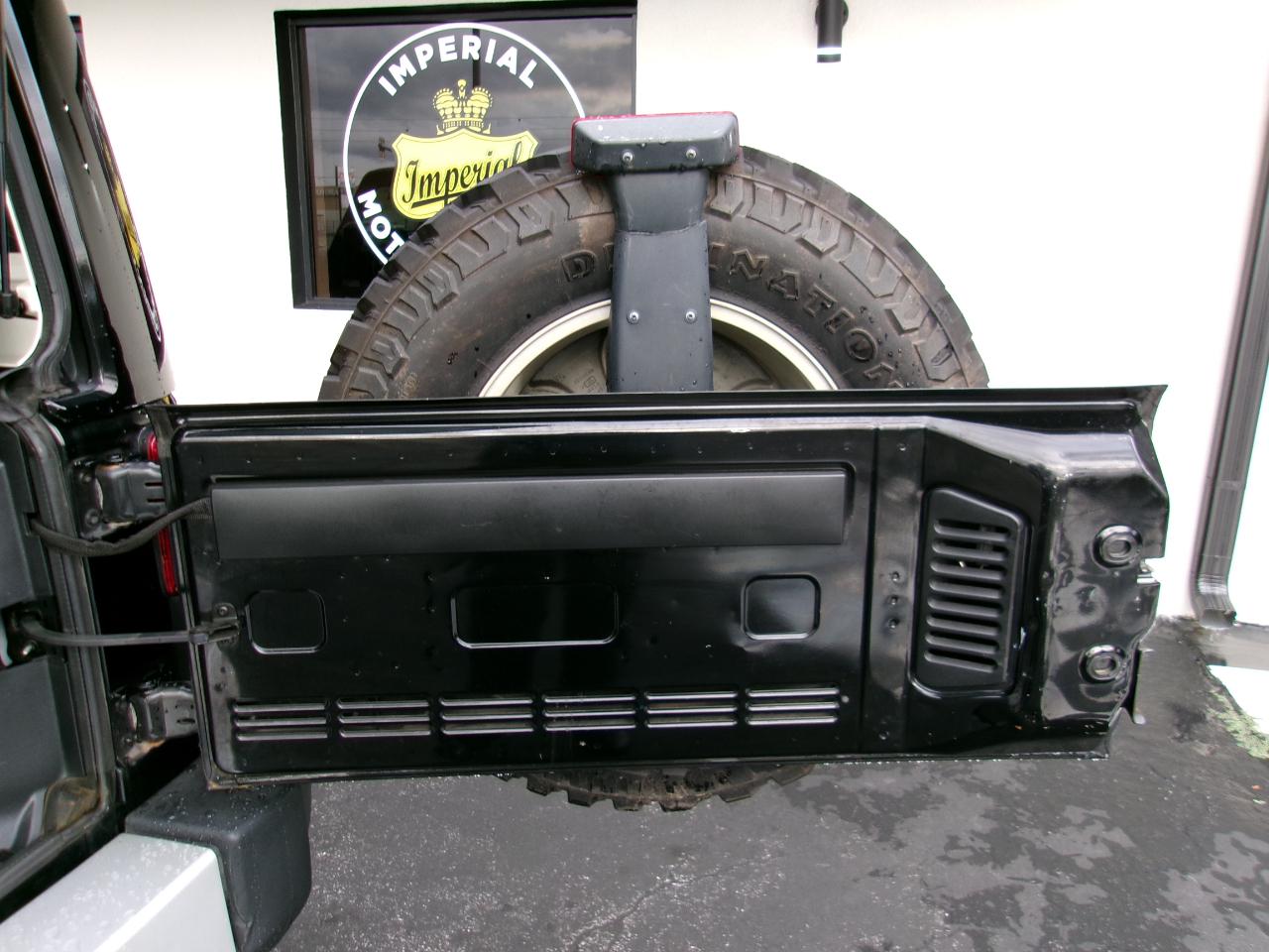 Jeep Wrangler Unlimited Sahara 4WD 2013