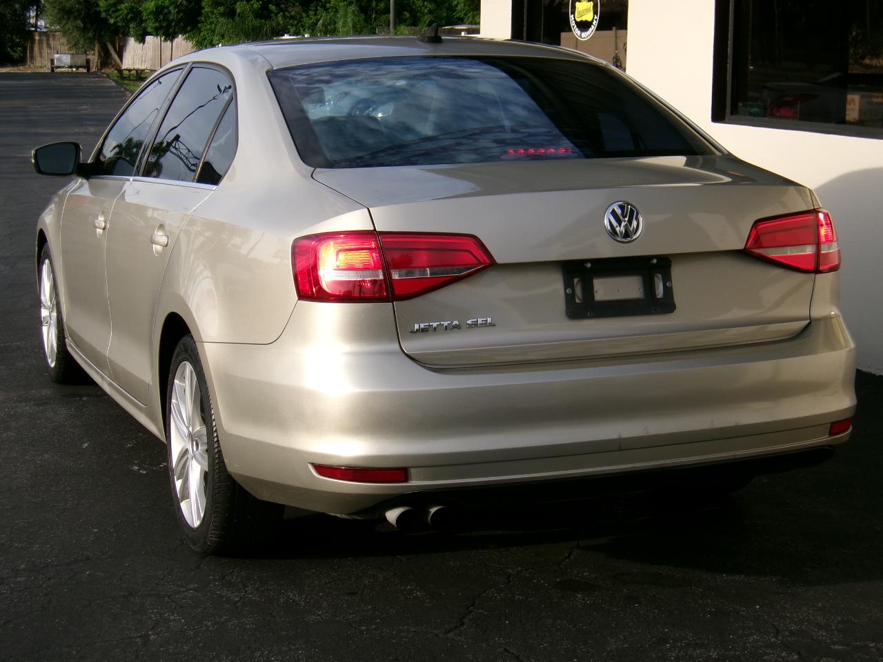 Volkswagen Jetta SEL 6A 2015