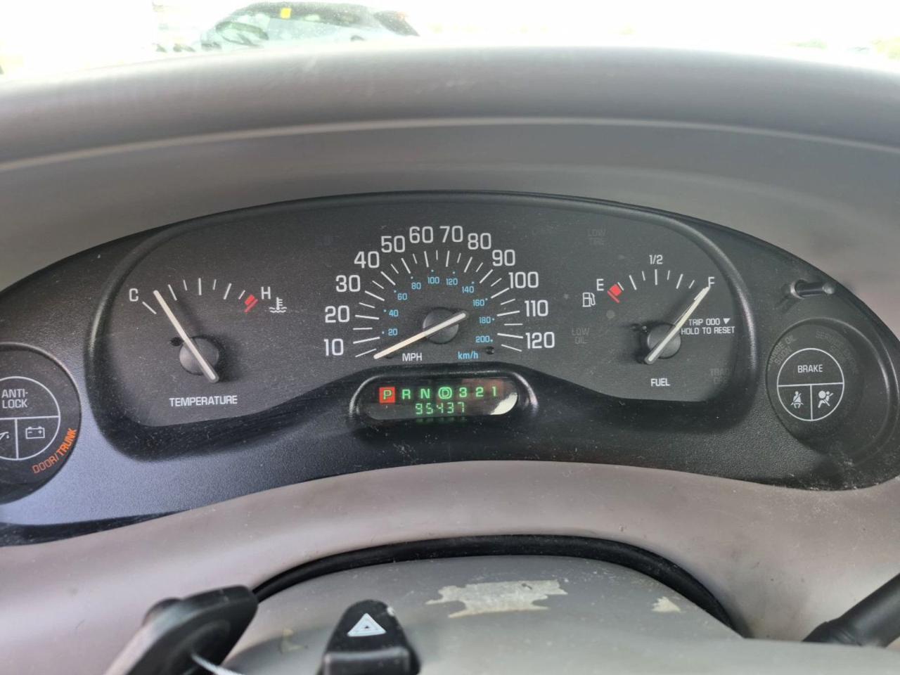 Buick Century Custom 2002