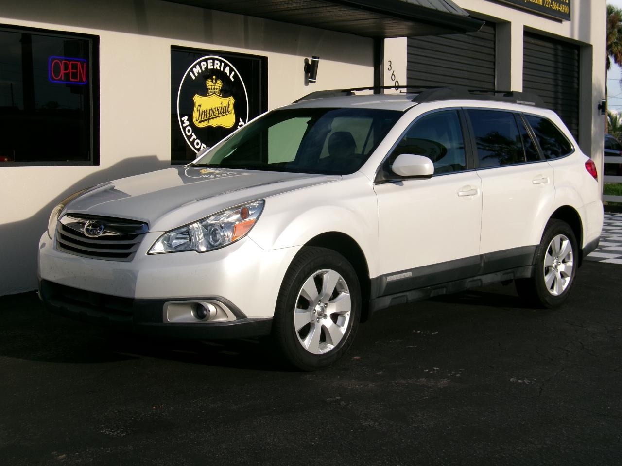 Subaru Outback 2.5i Premium 2011