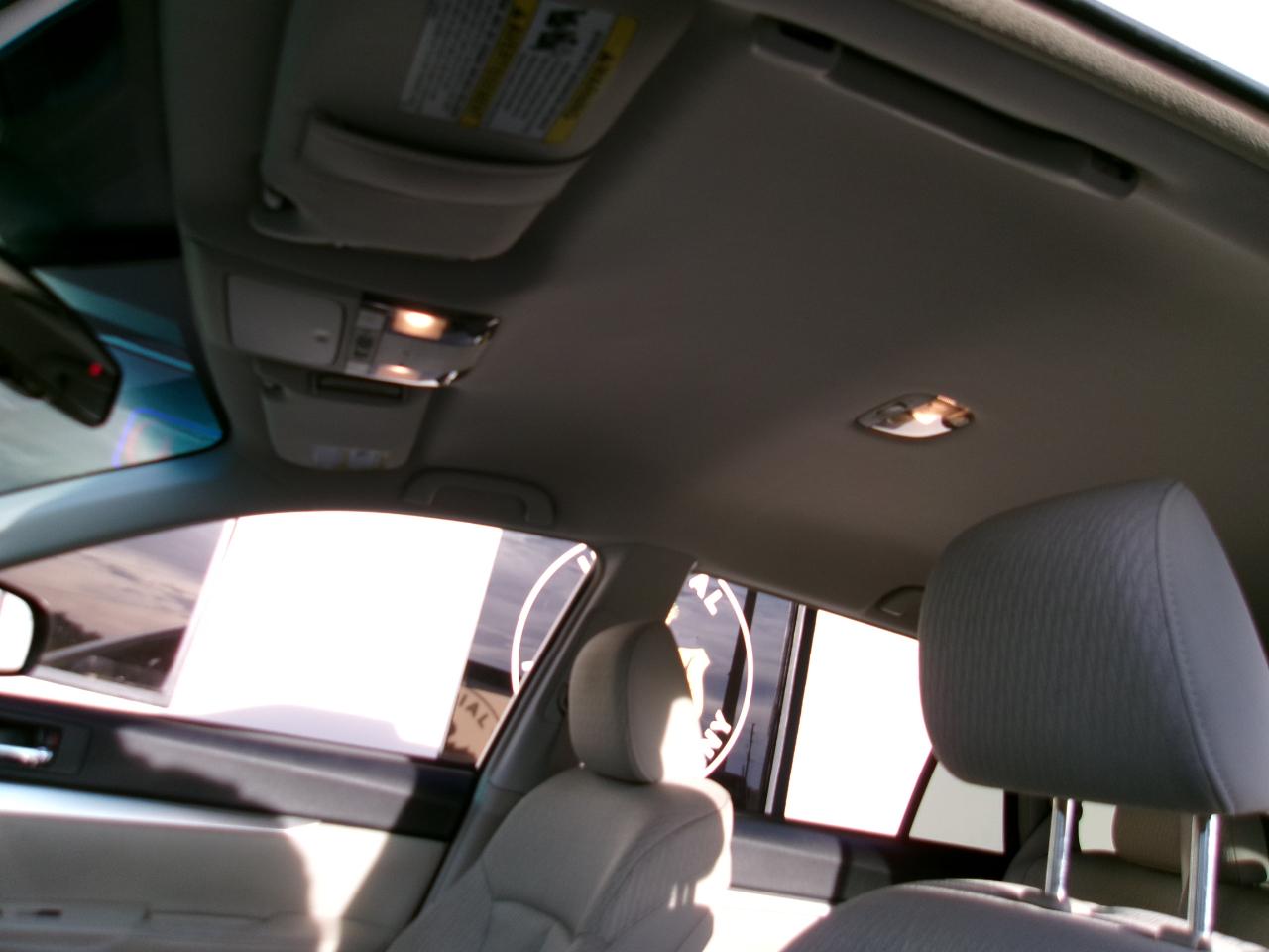 Subaru Outback 2.5i Premium 2011
