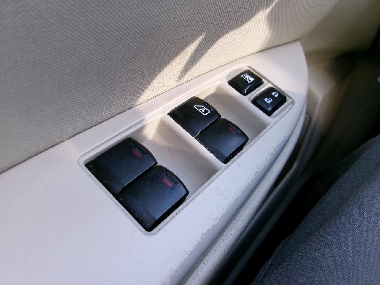 Subaru Outback 2.5i Premium 2011