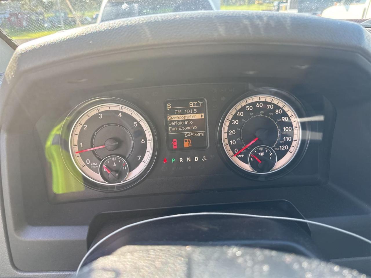 RAM 1500 Tradesman Crew Cab LWB 2WD 2016