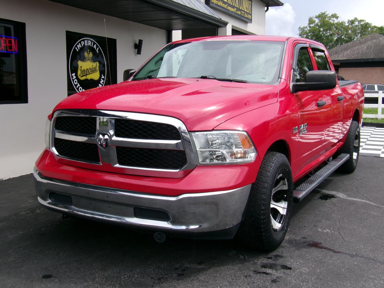 RAM 1500 Tradesman Crew Cab LWB 2WD 2016