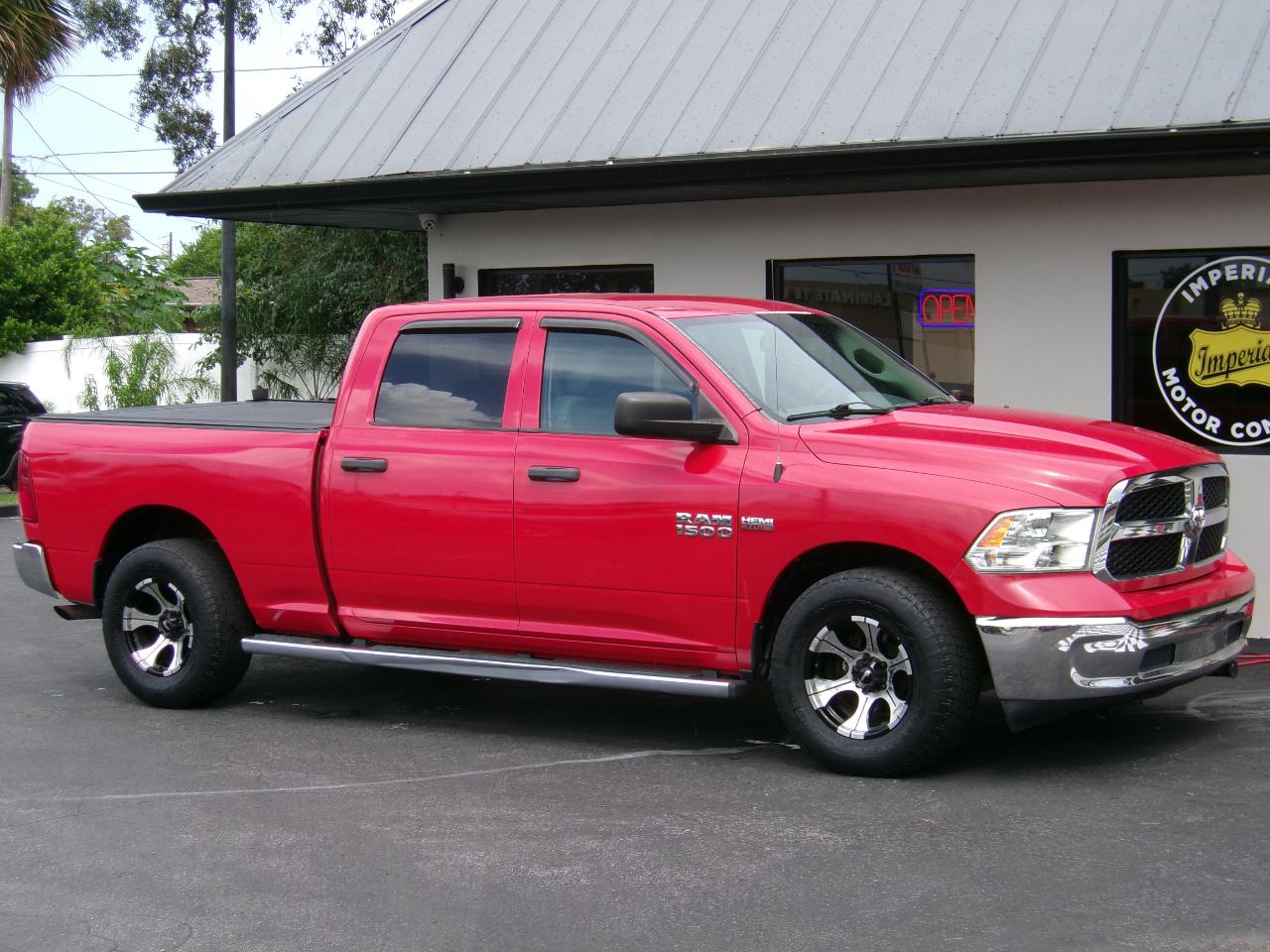 RAM 1500 Tradesman Crew Cab LWB 2WD 2016