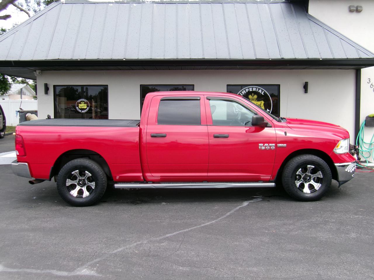 RAM 1500 Tradesman Crew Cab LWB 2WD 2016