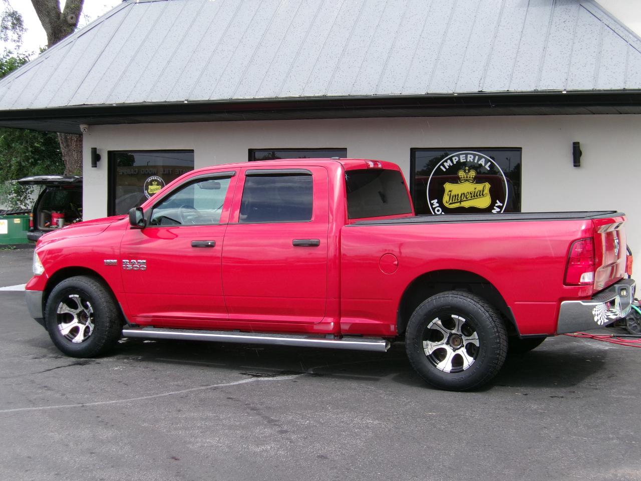 RAM 1500 Tradesman Crew Cab LWB 2WD 2016