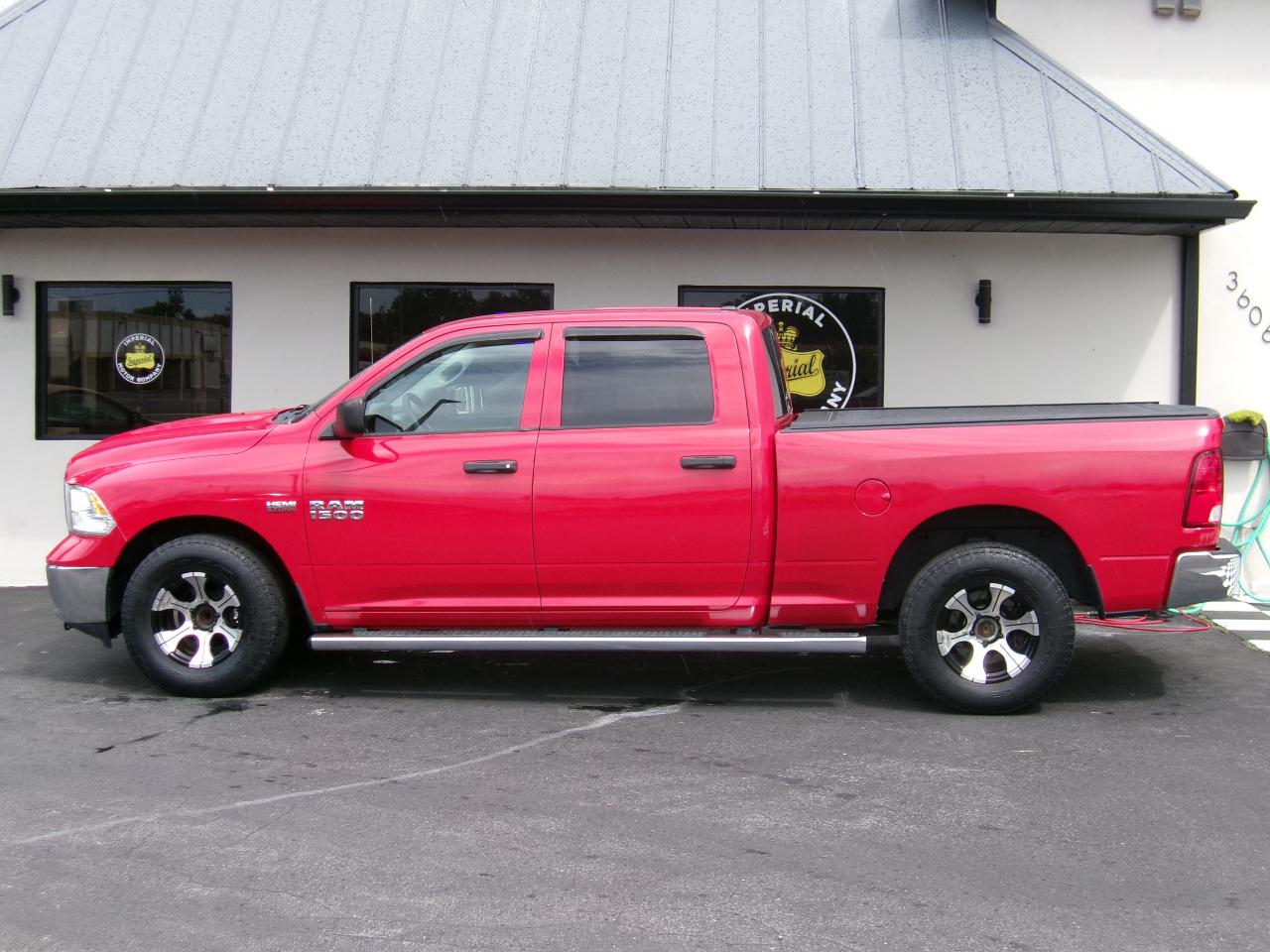 RAM 1500 Tradesman Crew Cab LWB 2WD 2016