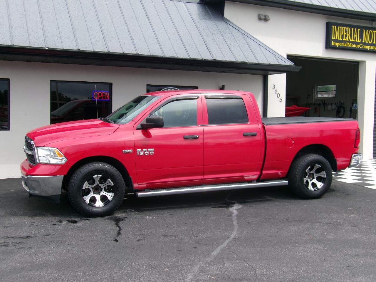 RAM 1500 Tradesman Crew Cab LWB 2WD 2016