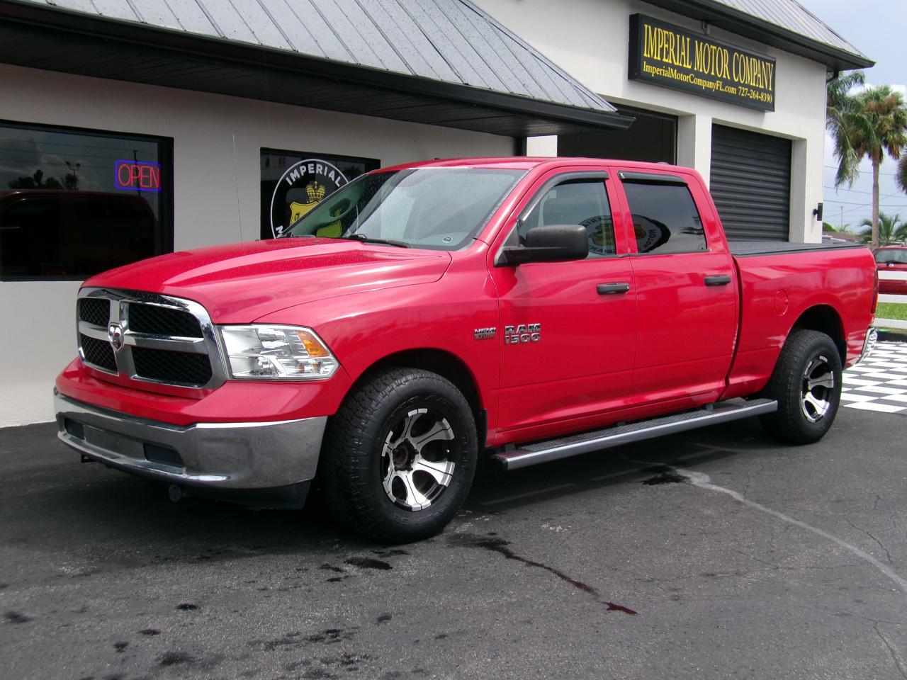 RAM 1500 Tradesman Crew Cab LWB 2WD 2016
