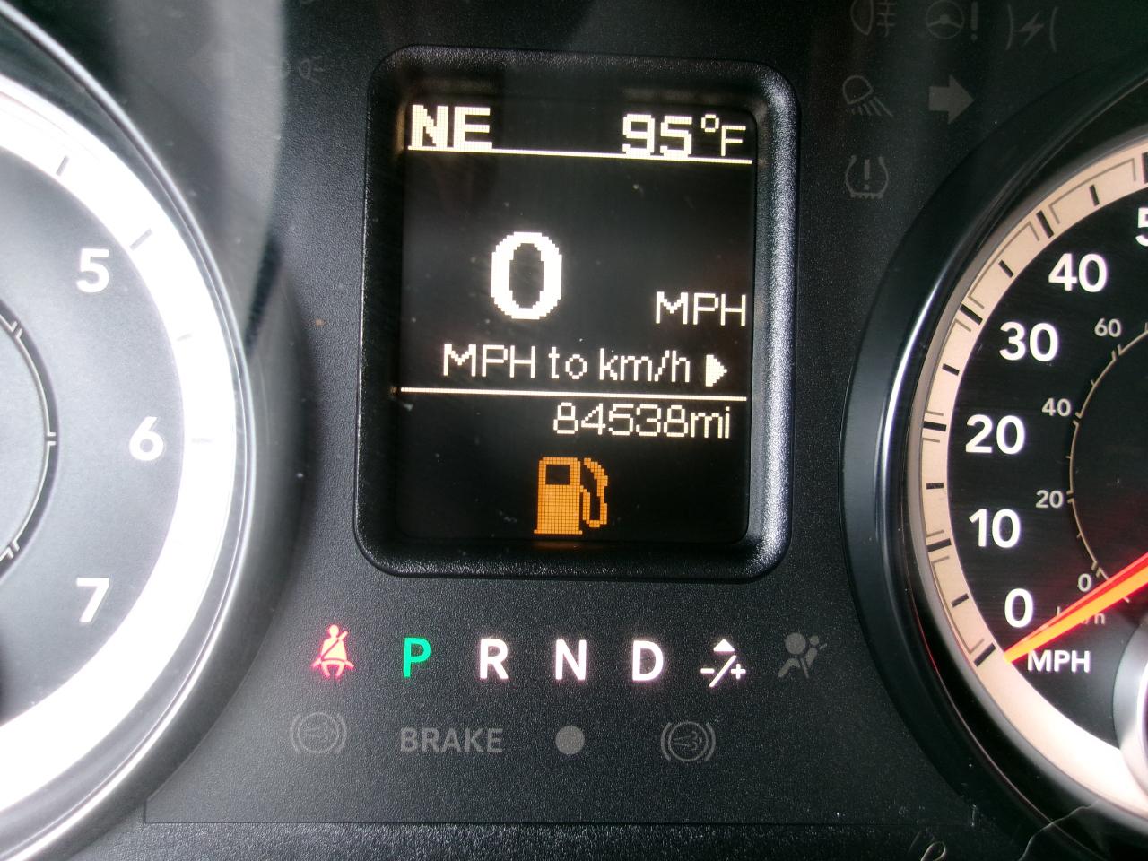 RAM 1500 Tradesman Crew Cab LWB 2WD 2016