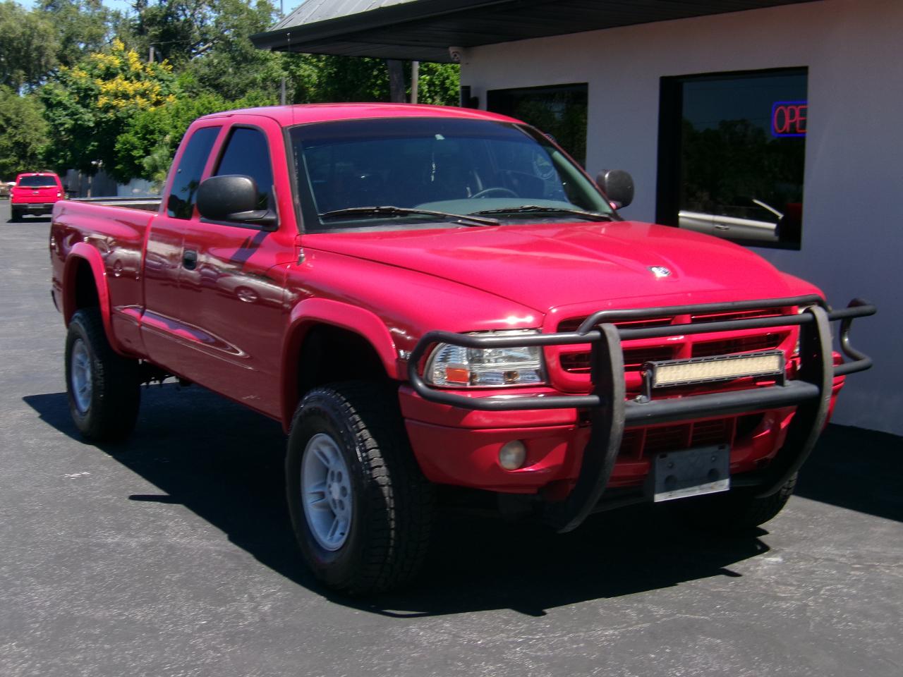 Dodge Dakota Club Cab 4WD 1997