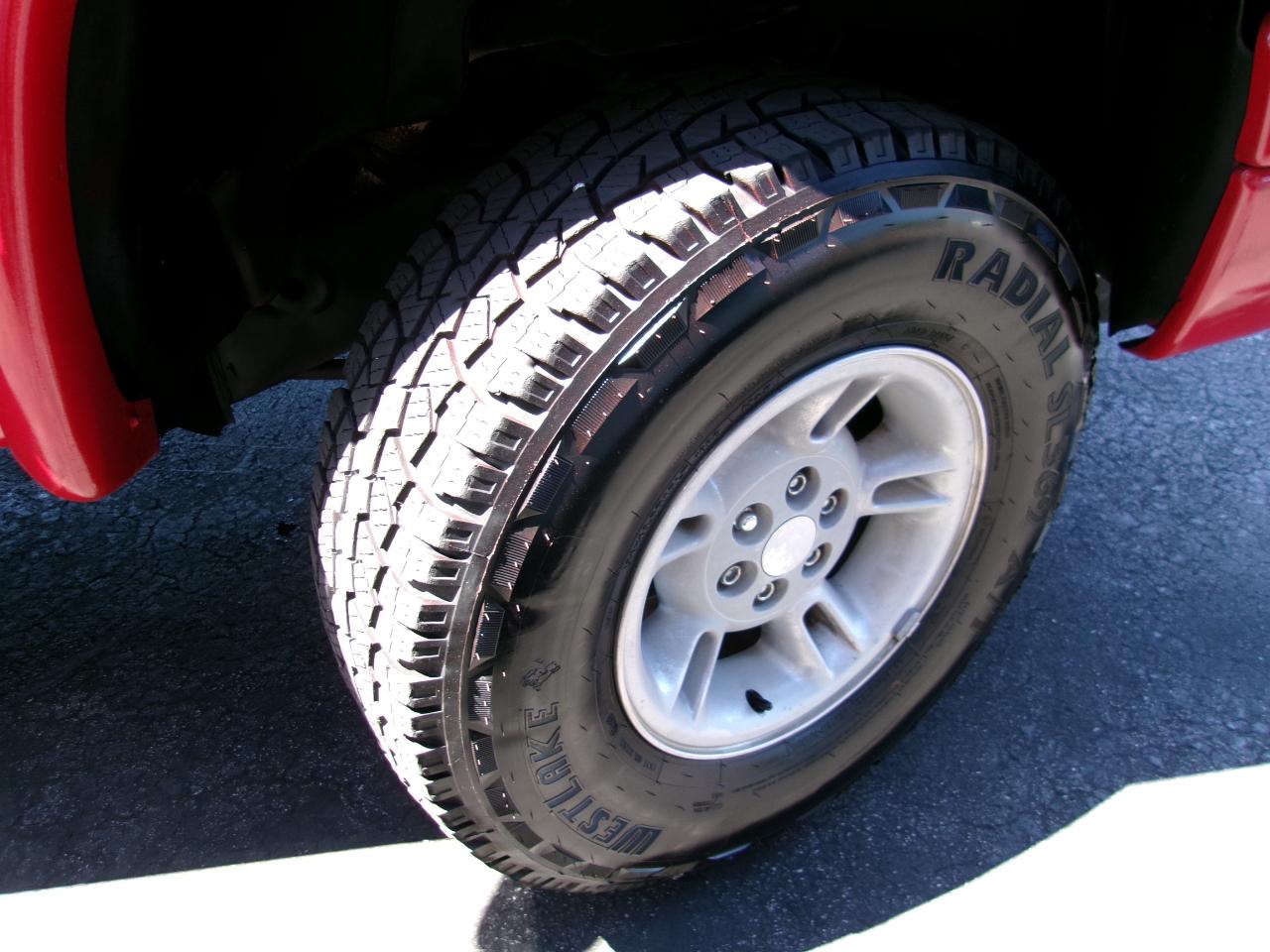 Dodge Dakota Club Cab 4WD 1997