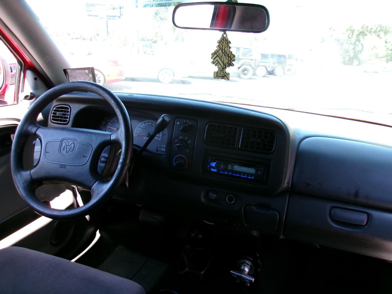 Dodge Dakota Club Cab 4WD 1997