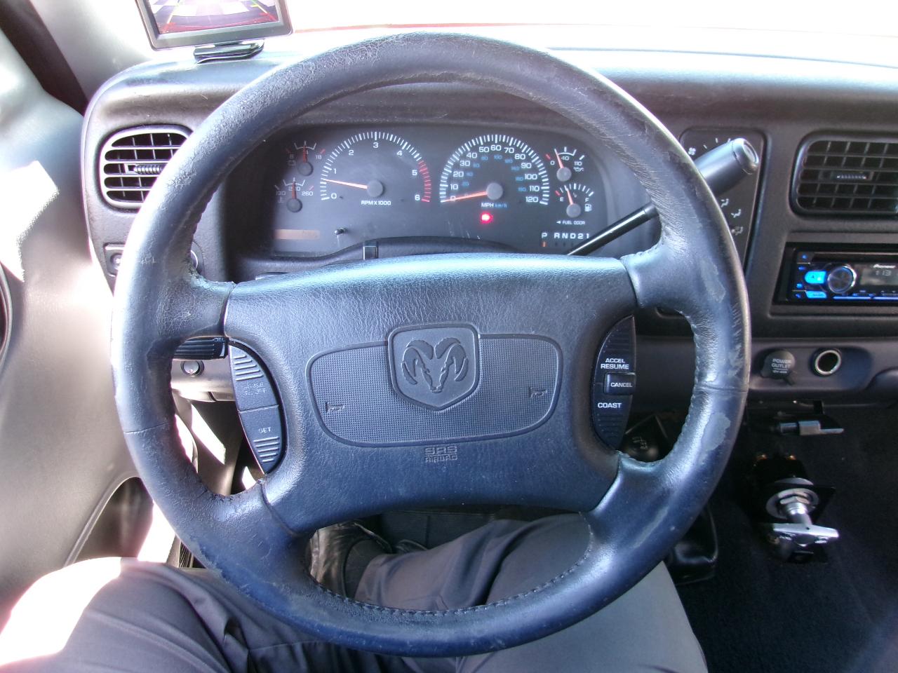 Dodge Dakota Club Cab 4WD 1997