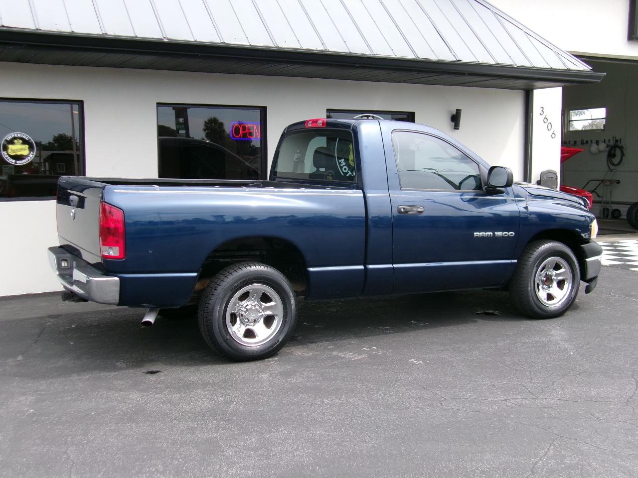 Dodge Ram 1500 ST Reg Cab 2005