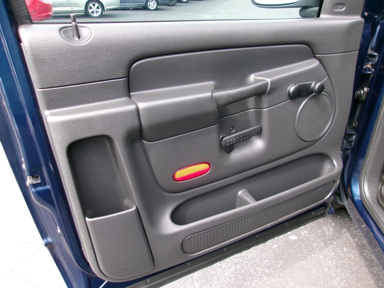 Dodge Ram 1500 ST Reg Cab 2005