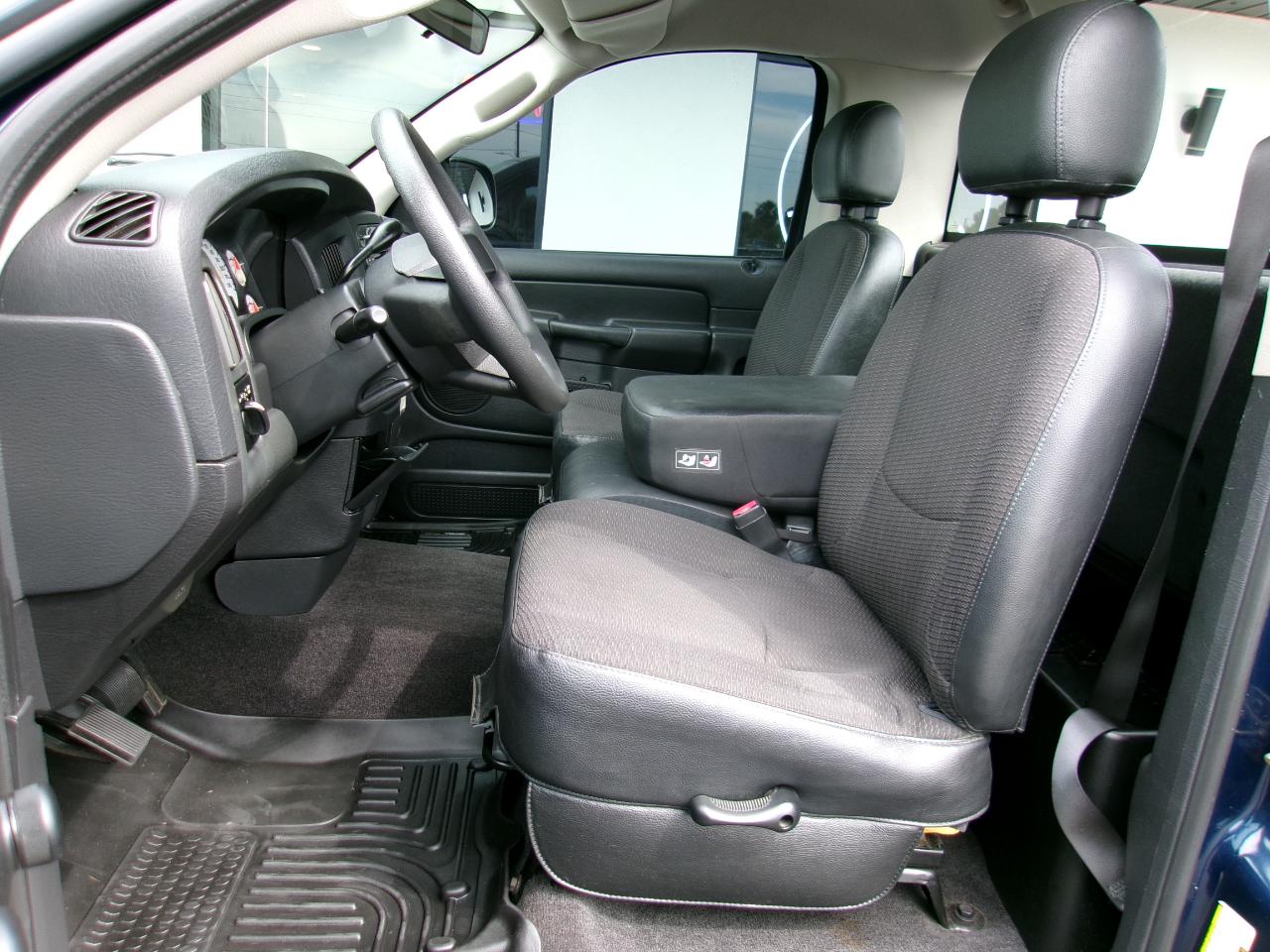 Dodge Ram 1500 ST Reg Cab 2005