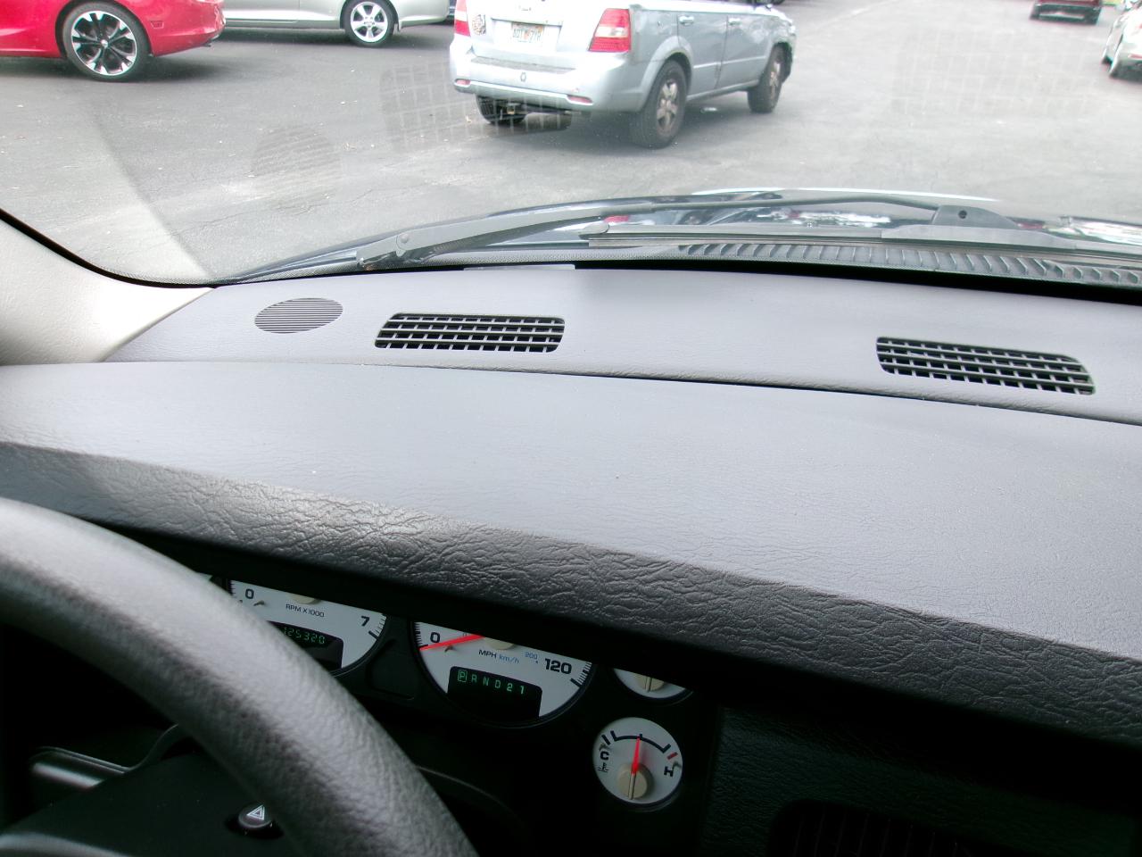 Dodge Ram 1500 ST Reg Cab 2005