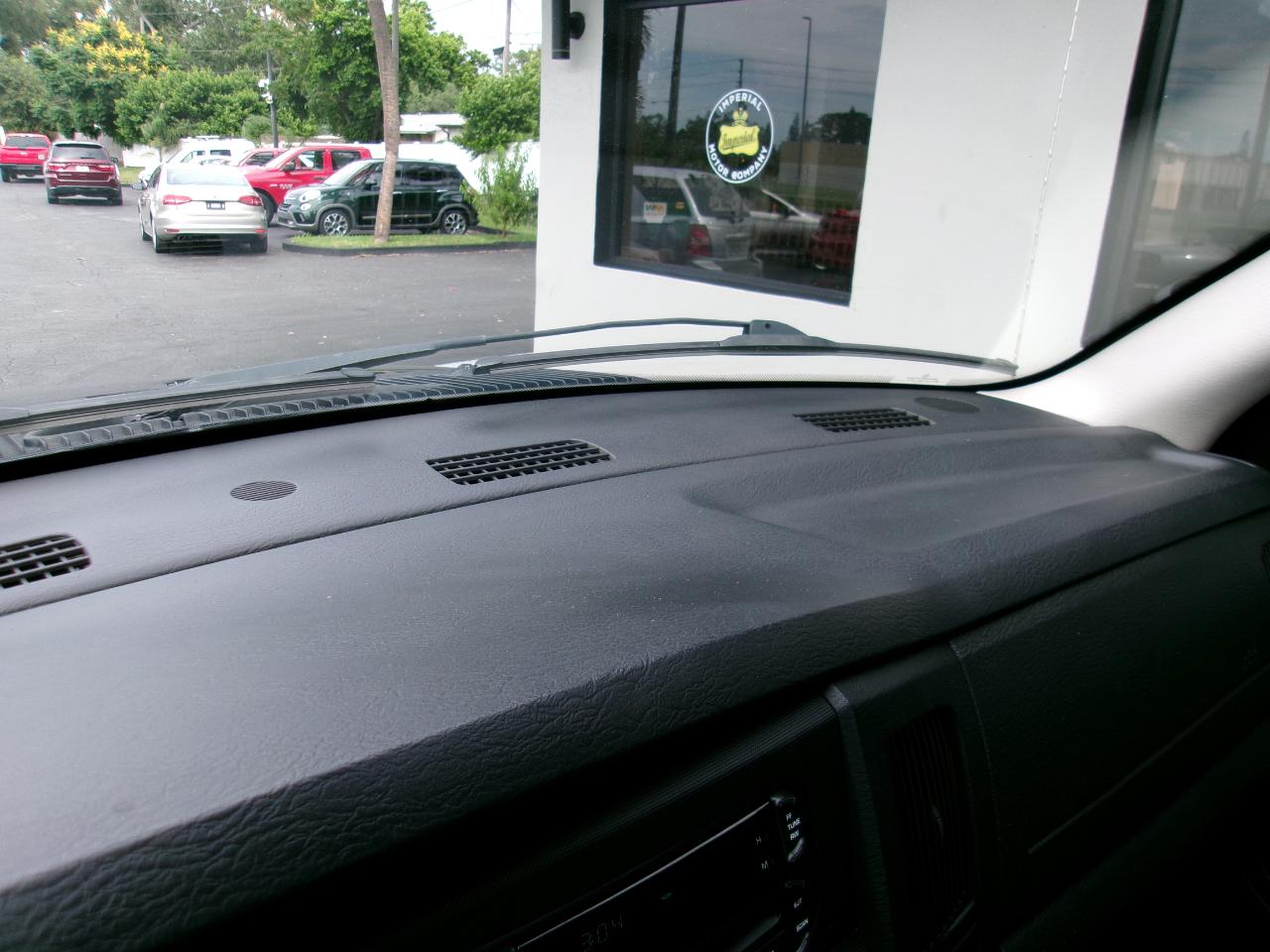 Dodge Ram 1500 ST Reg Cab 2005