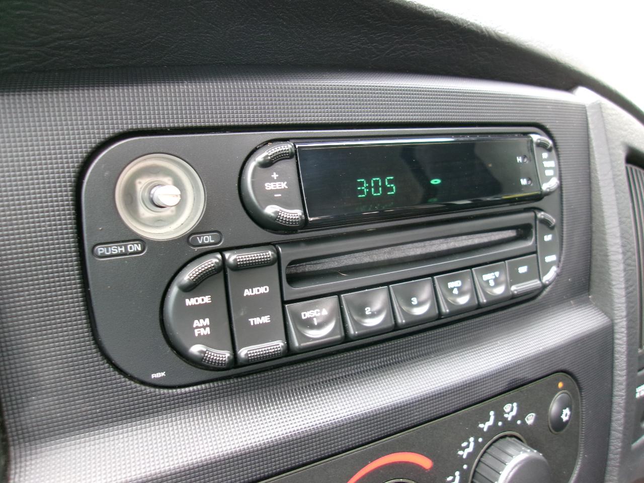 Dodge Ram 1500 ST Reg Cab 2005