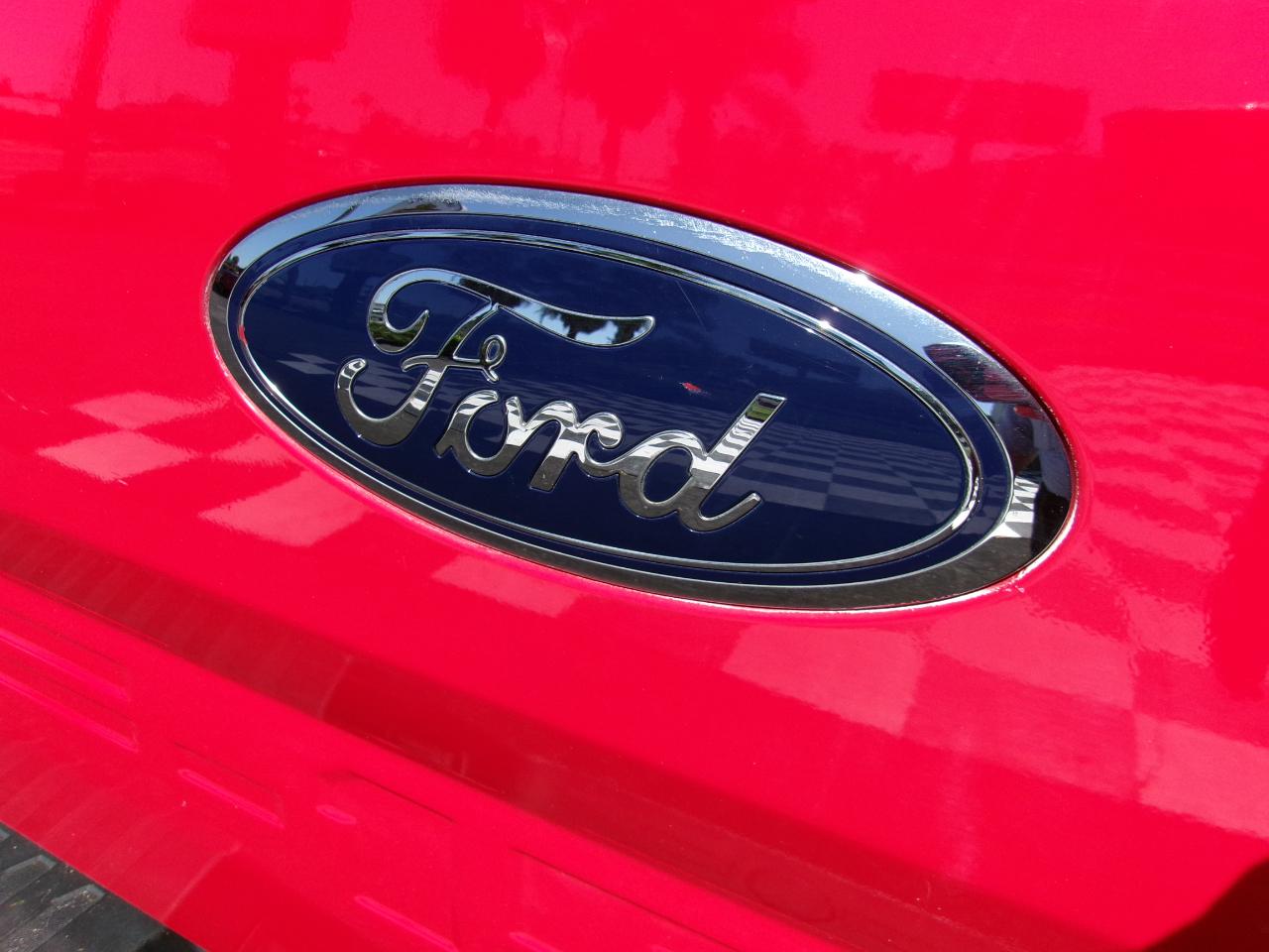 Ford F-150 XL 8-ft. Bed 2WD 2018