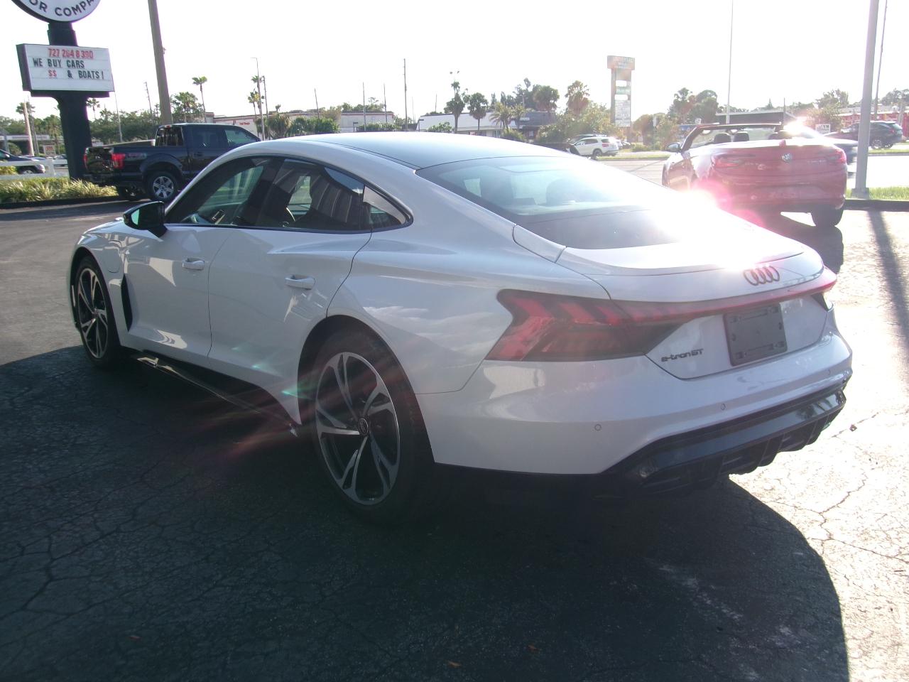 Audi e-tron GT Premium Plus quattro 2023