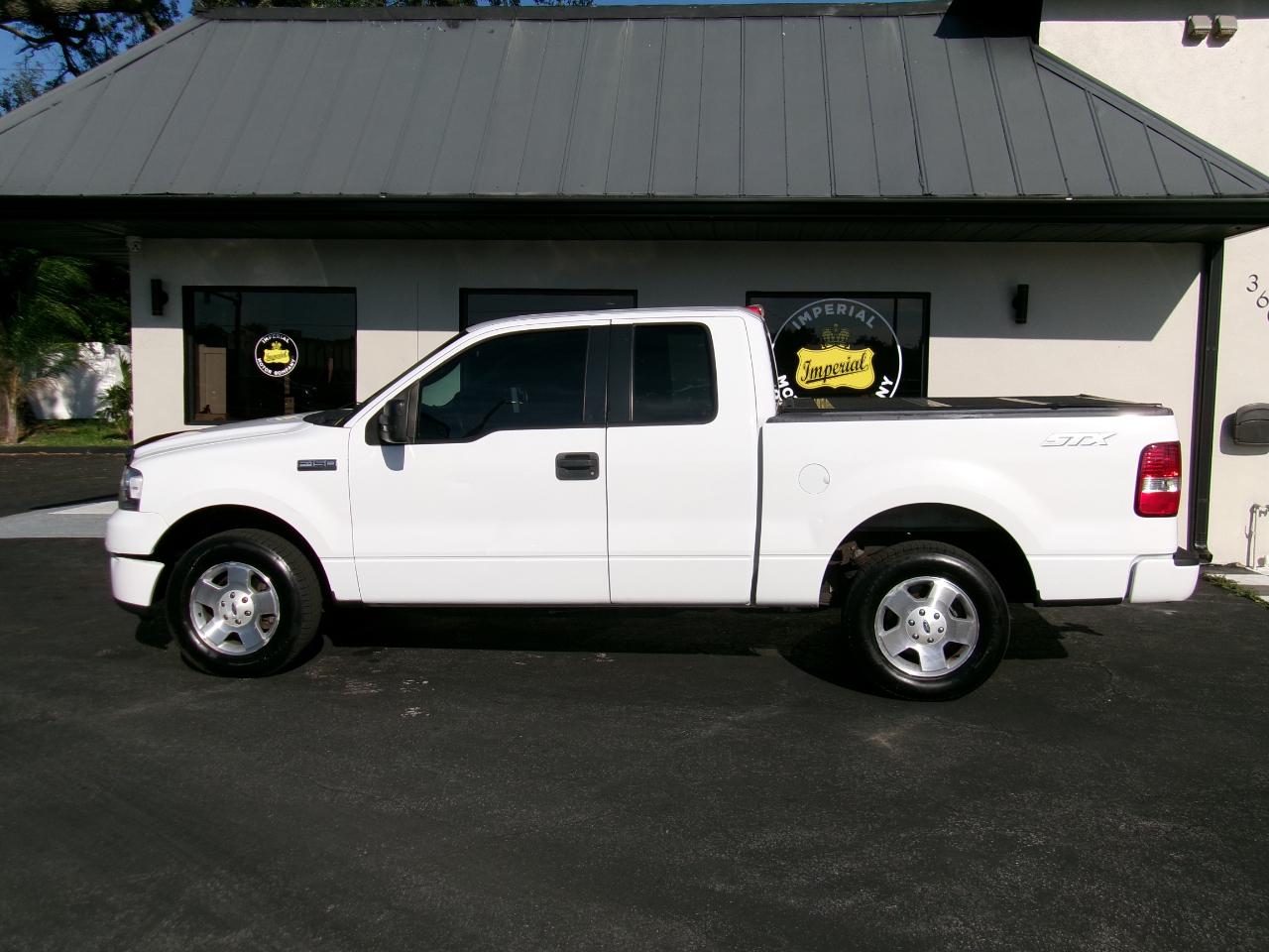 Ford F-150 STX SuperCab 5.5-ft Box 2WD 2006