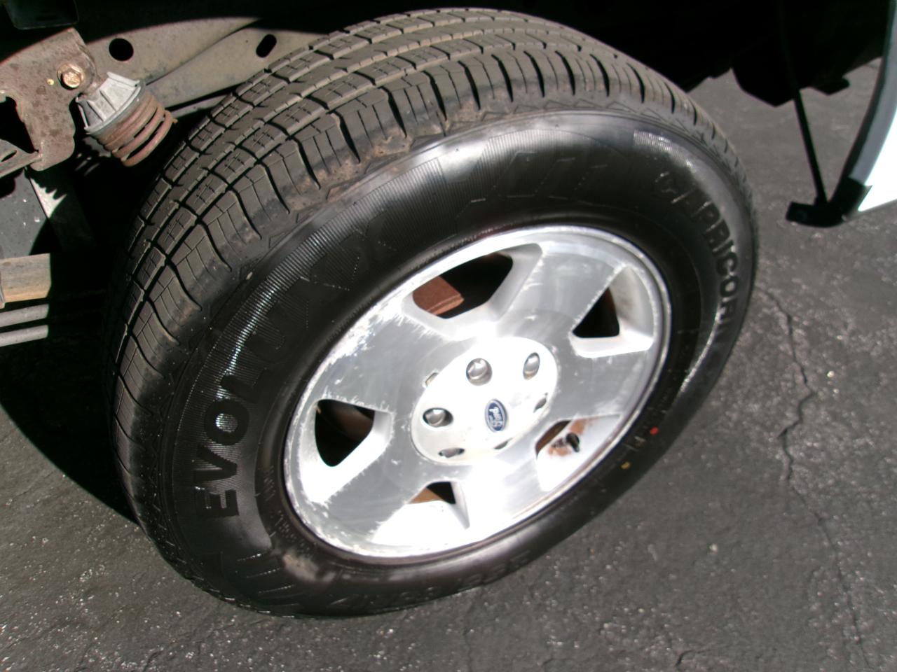 Ford F-150 STX SuperCab 5.5-ft Box 2WD 2006