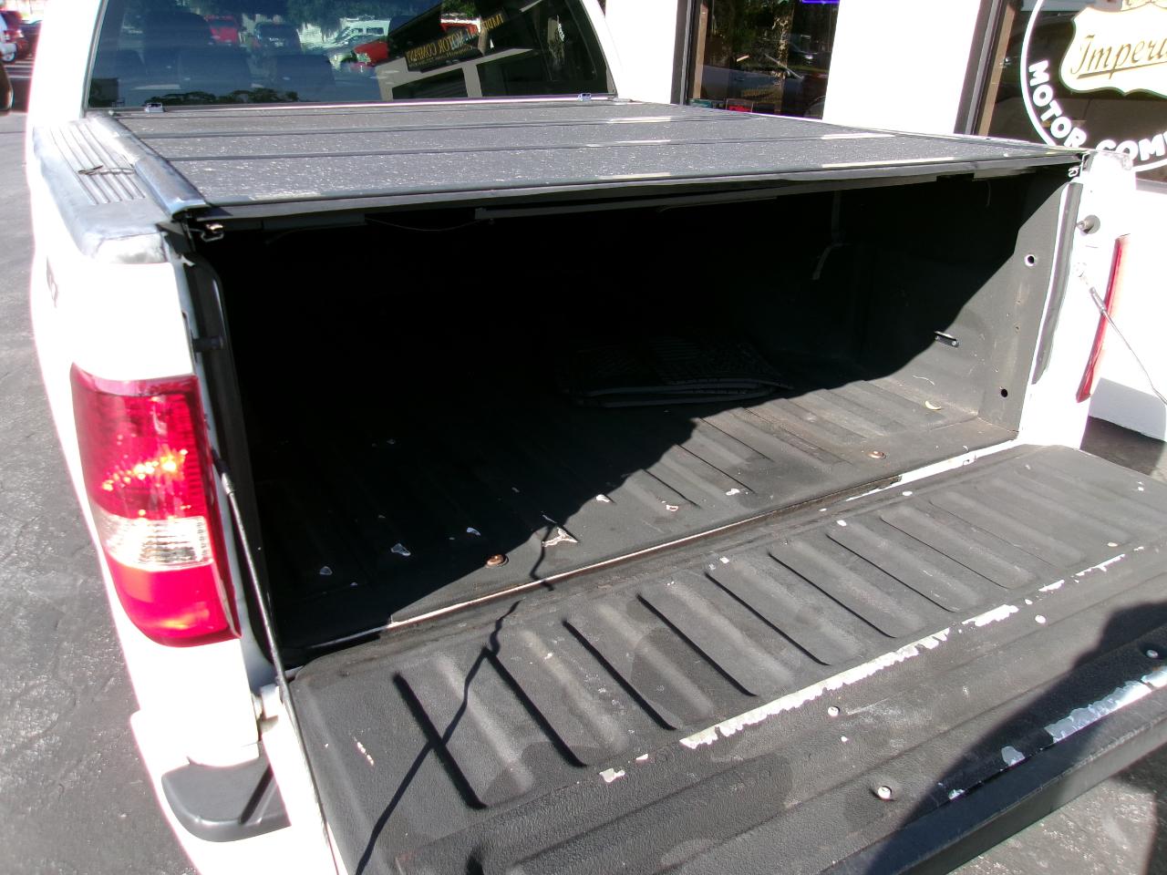 Ford F-150 STX SuperCab 5.5-ft Box 2WD 2006