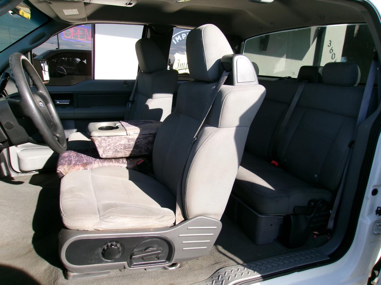 Ford F-150 STX SuperCab 5.5-ft Box 2WD 2006