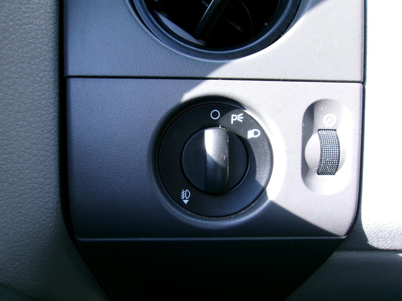 Ford F-150 STX SuperCab 5.5-ft Box 2WD 2006