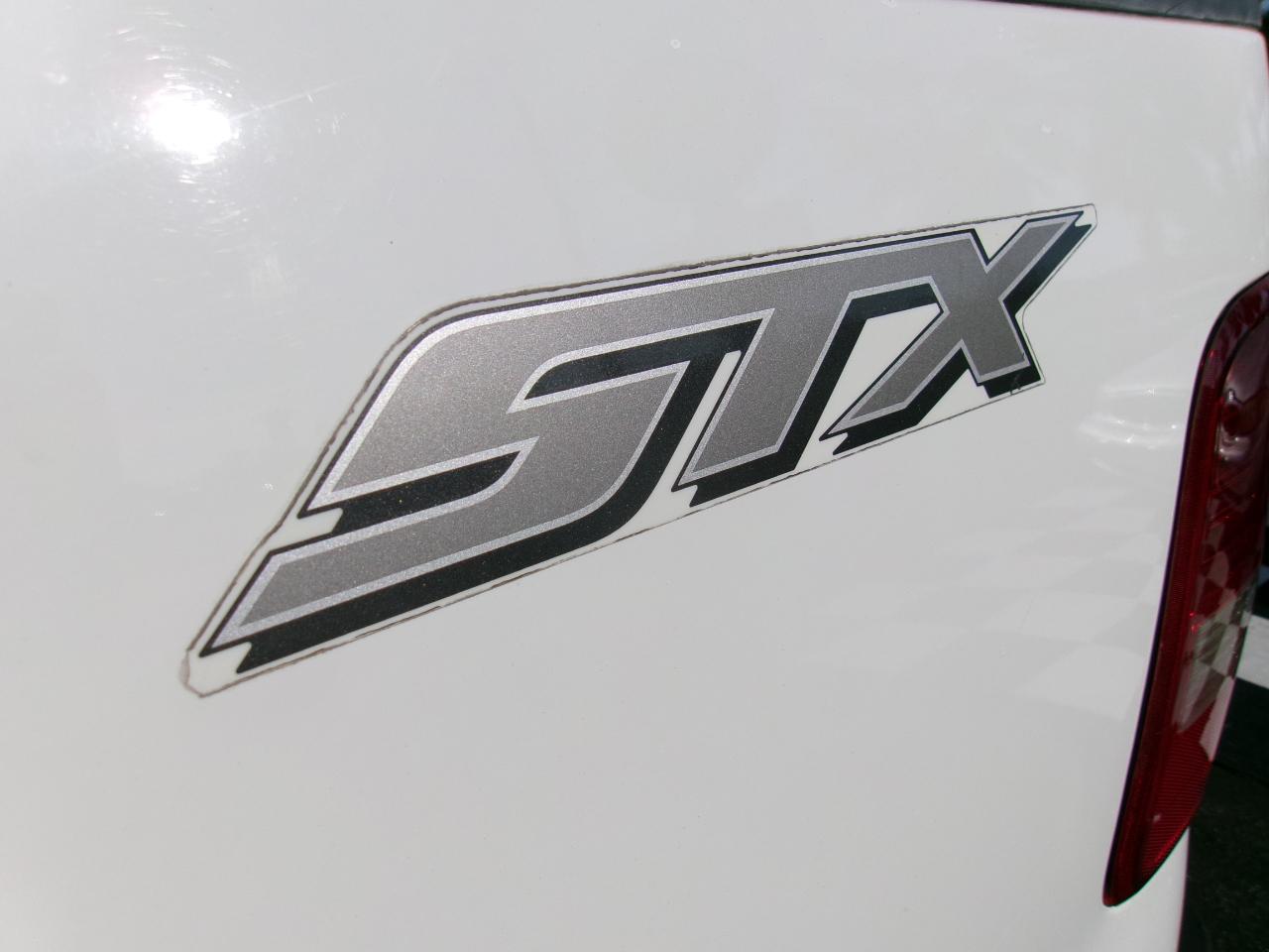 Ford F-150 STX SuperCab 5.5-ft Box 2WD 2006