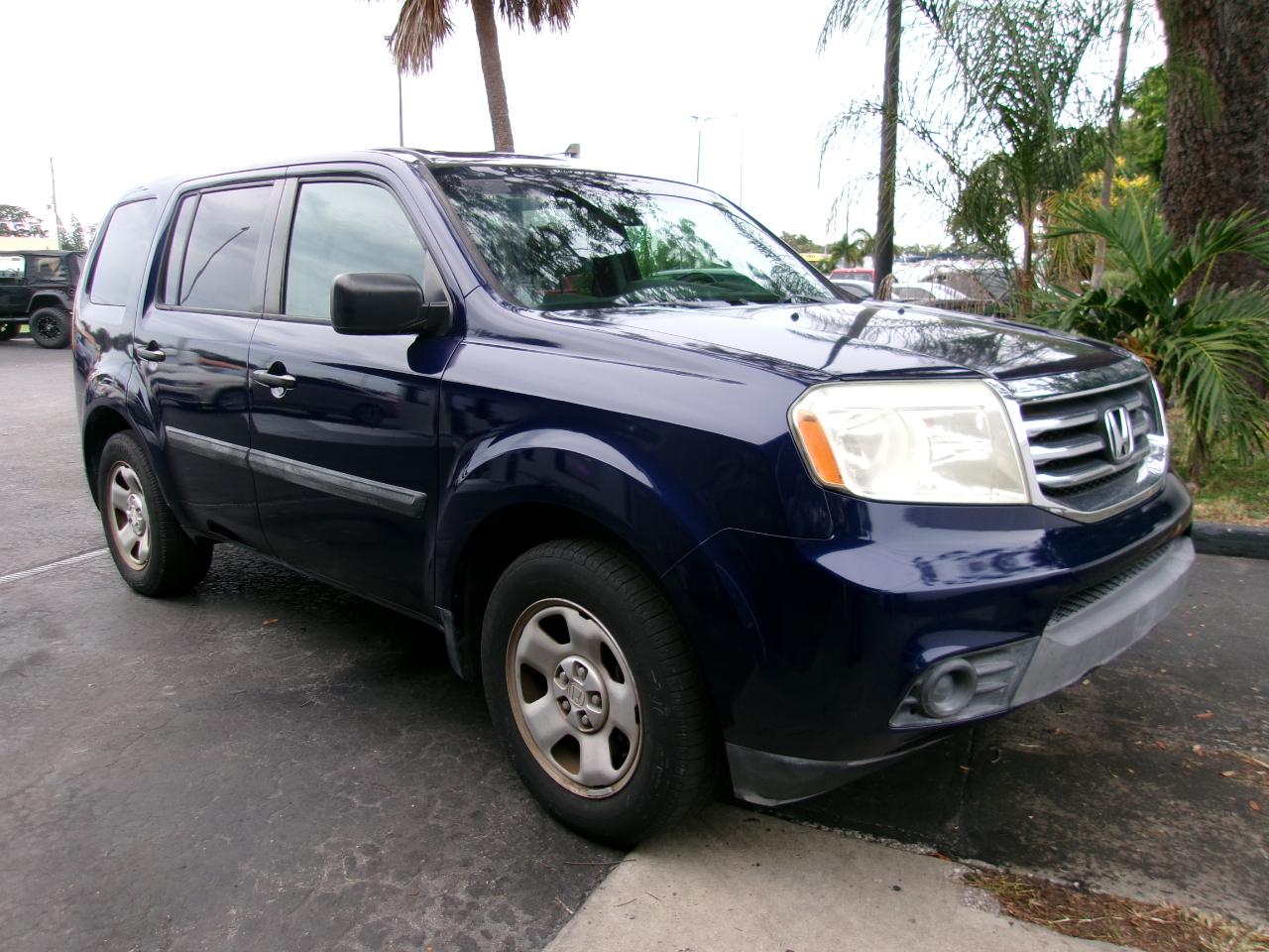 Honda Pilot LX 2WD 5-Spd AT 2013