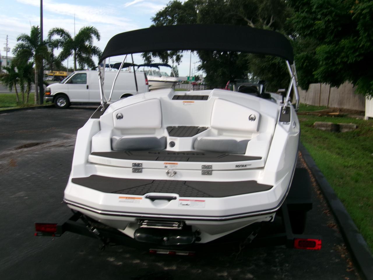 Scarab 165  2021