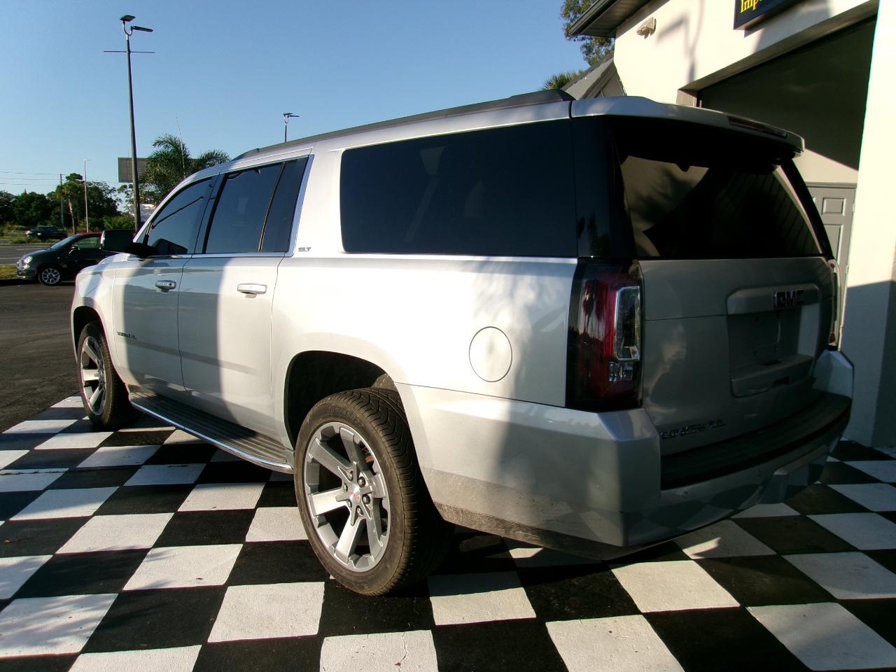 GMC Yukon XL SLT 2WD 2019
