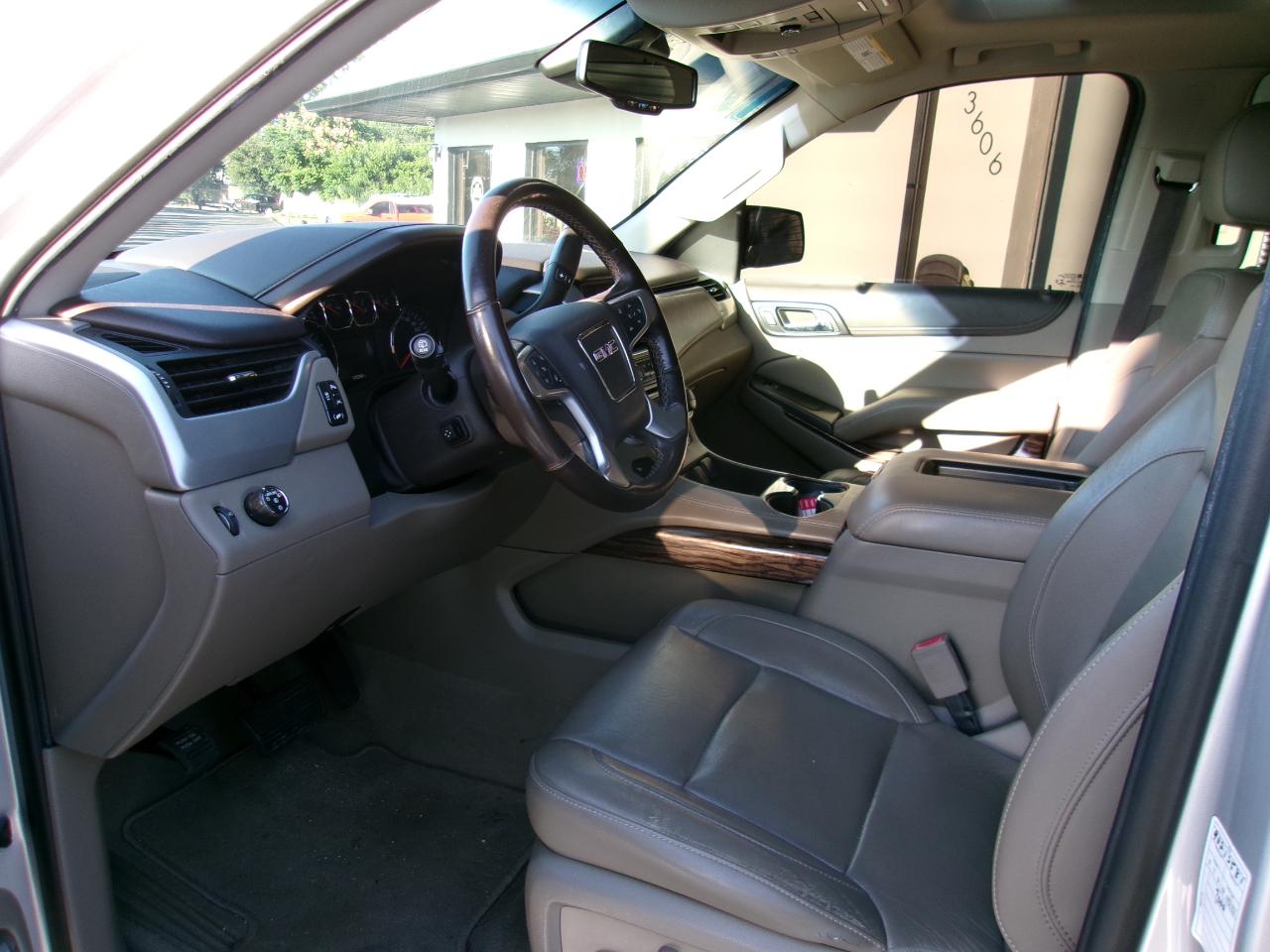 GMC Yukon XL SLT 2WD 2019