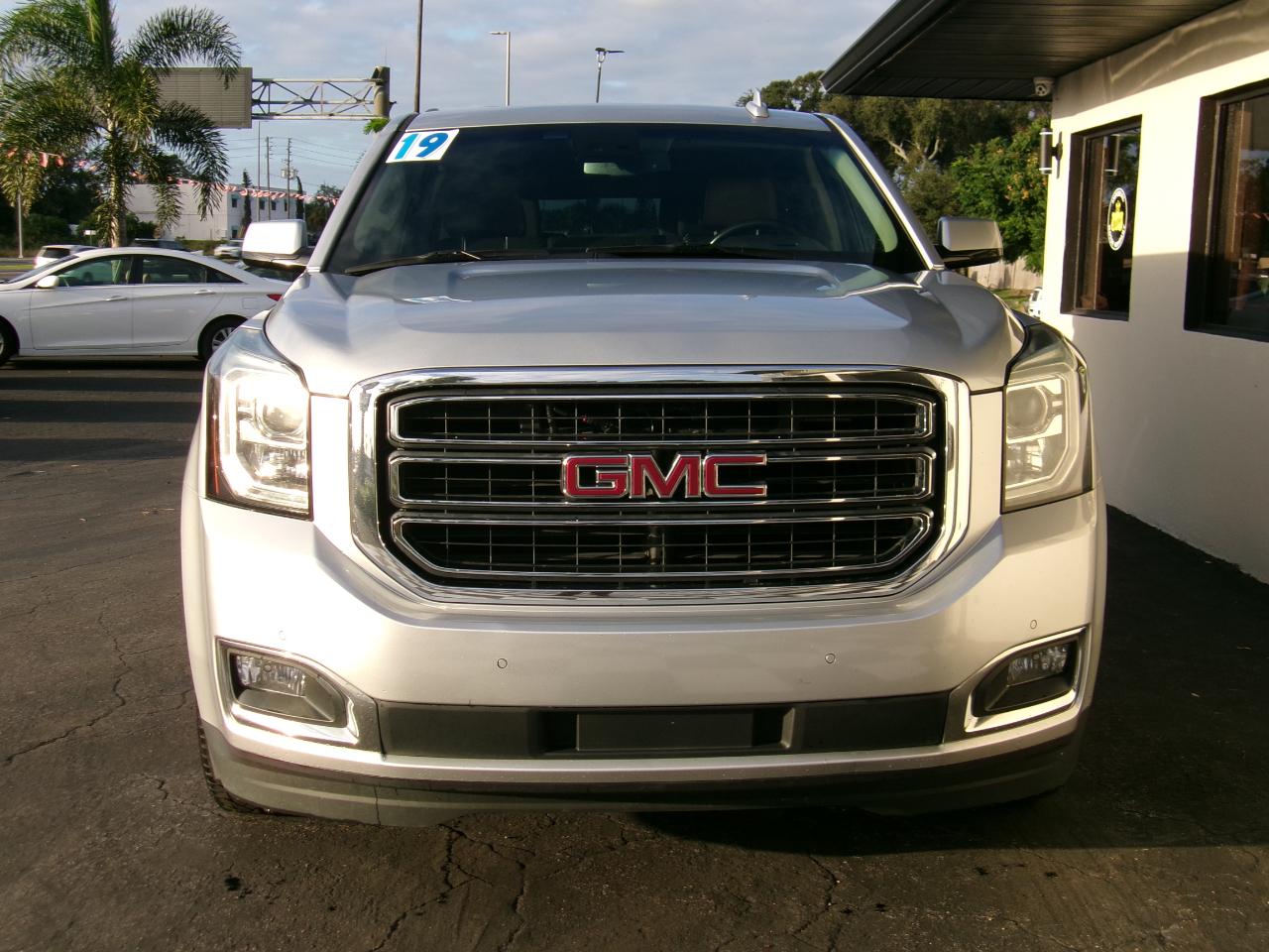 GMC Yukon XL SLT 2WD 2019
