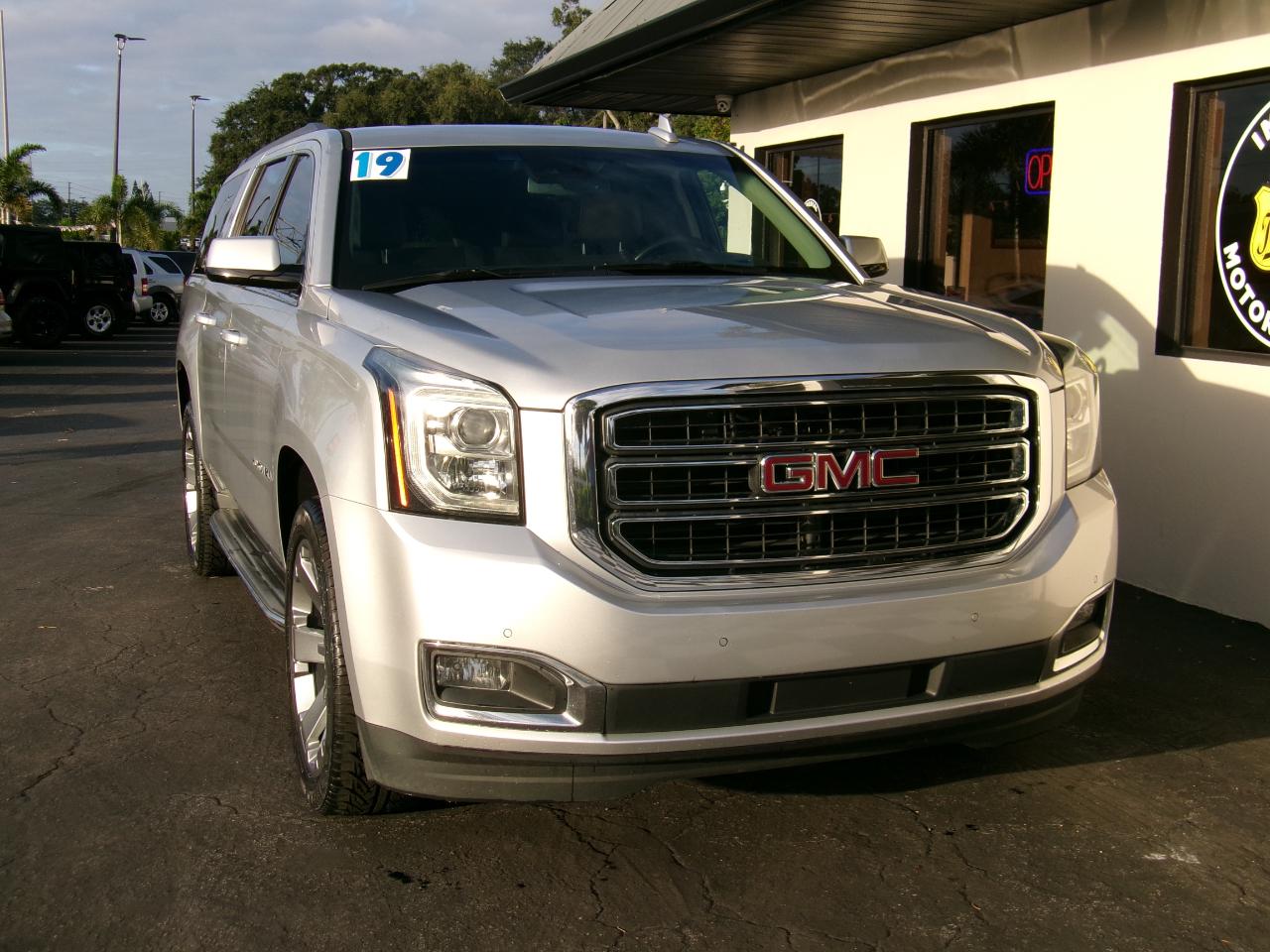 GMC Yukon XL SLT 2WD 2019
