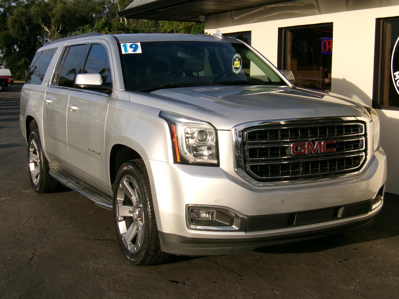GMC Yukon XL SLT 2WD 2019
