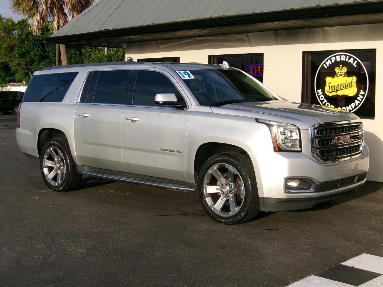 GMC Yukon XL SLT 2WD 2019