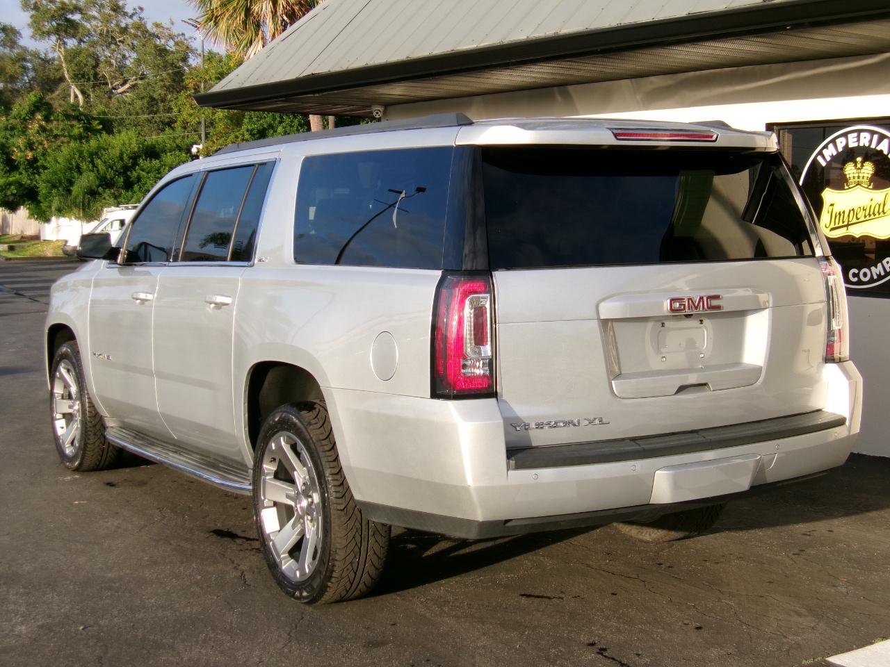 GMC Yukon XL SLT 2WD 2019