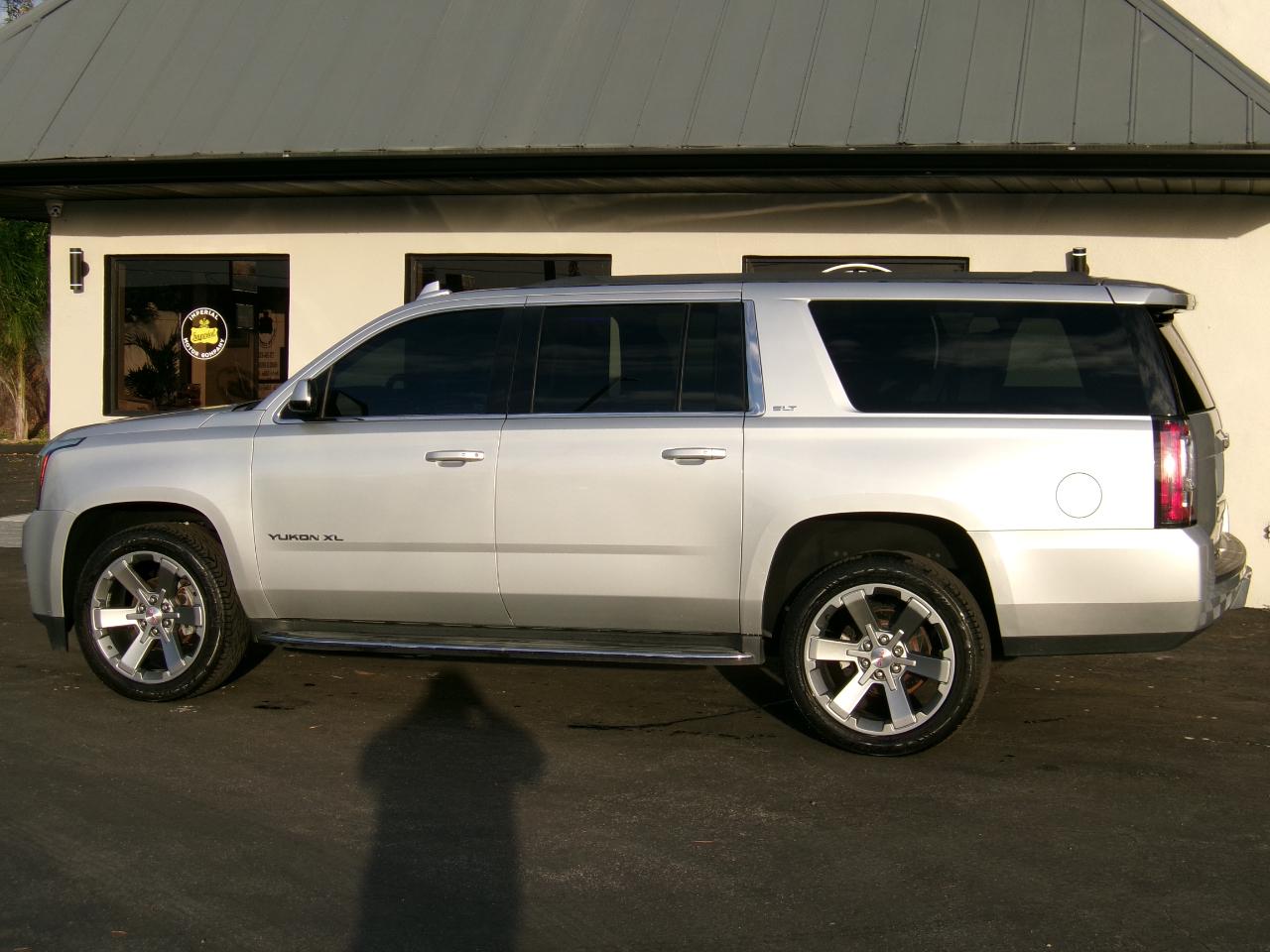 GMC Yukon XL SLT 2WD 2019