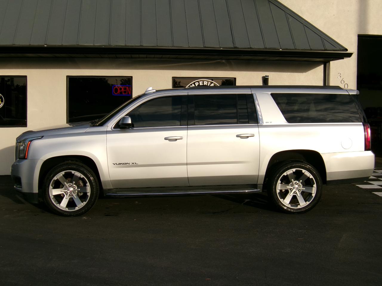 GMC Yukon XL SLT 2WD 2019